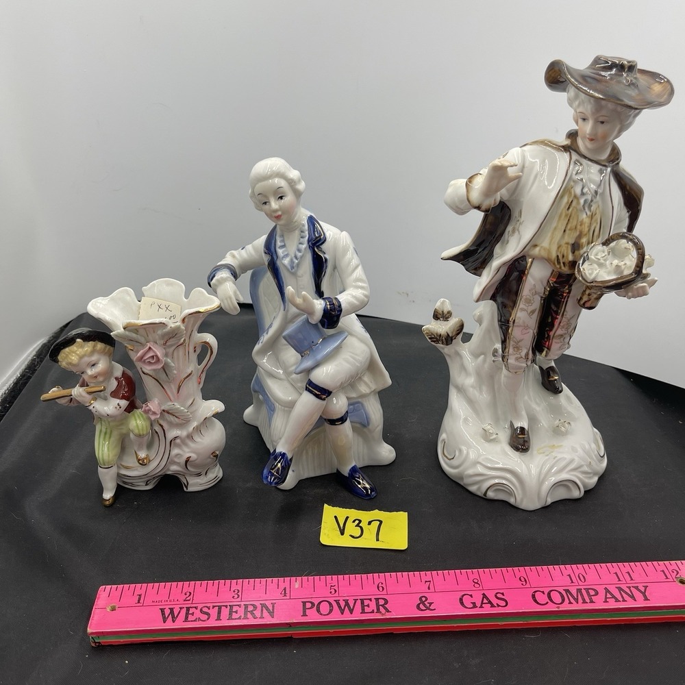 Three vintage glazed porcelain‎ Victorian figures(V37)